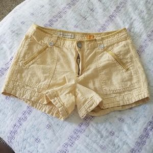 Pilcro and Letterpress, yellow shorts, size 27